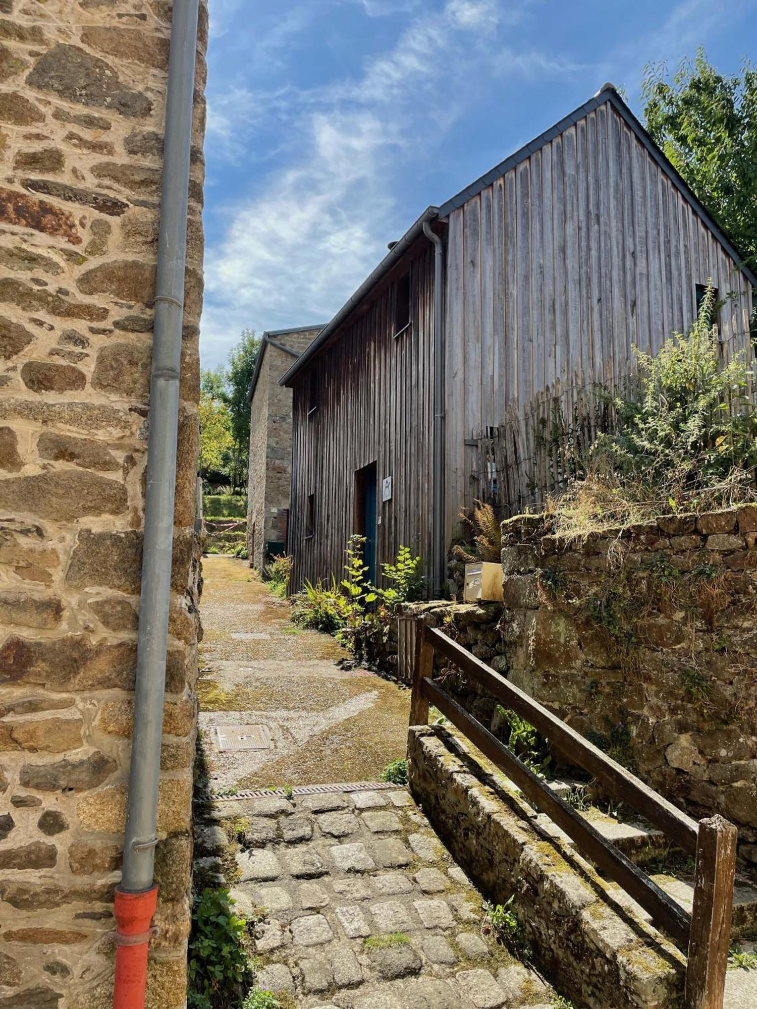 Impasse Des Mysteres - La Maison Des Sorciers Lehon/Dinan Dış mekan fotoğraf